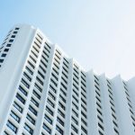 ukuran genset hotel
